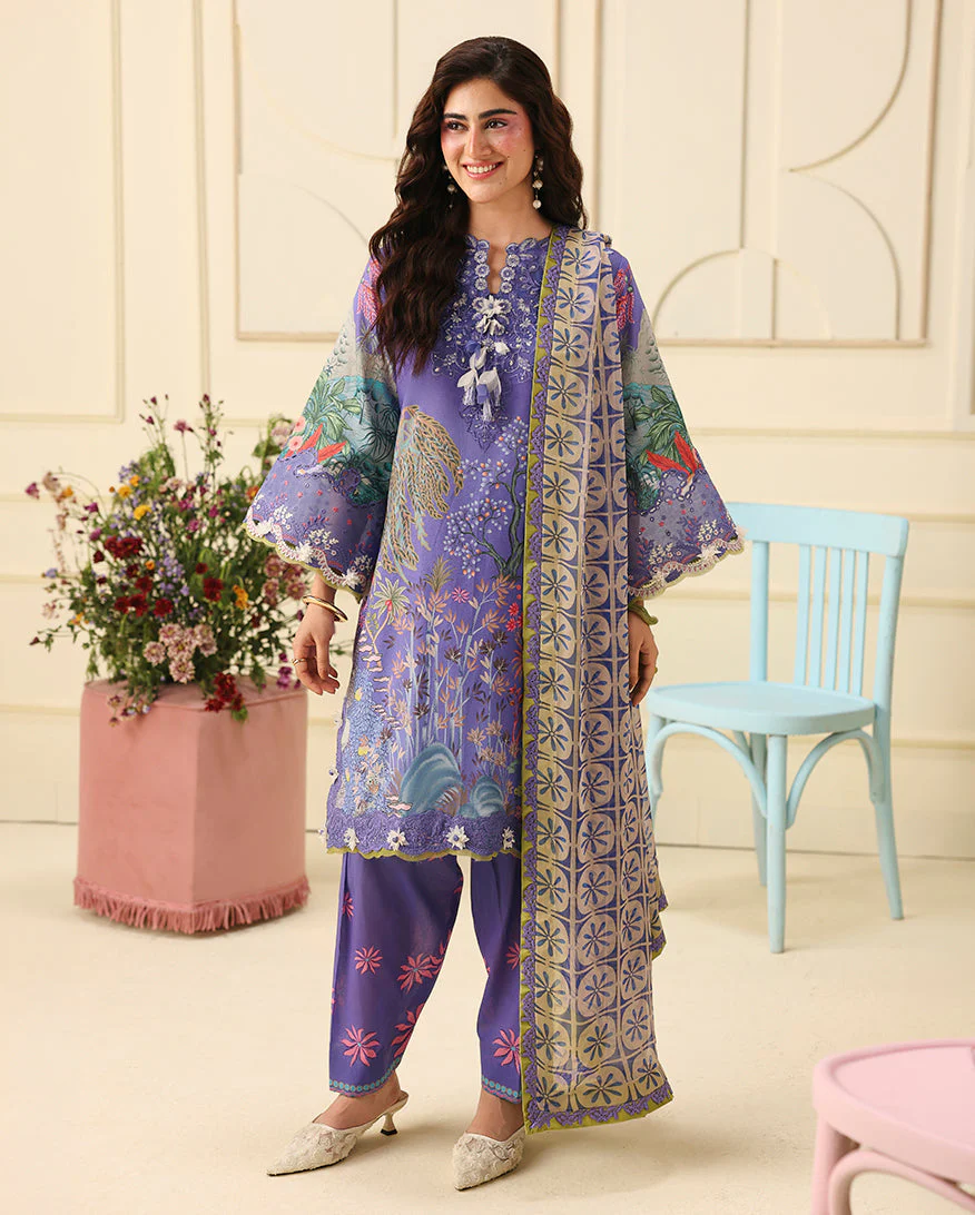 How to Choose the Best Original Imported Lawn Suit Online in India | A Complete Guide for Women