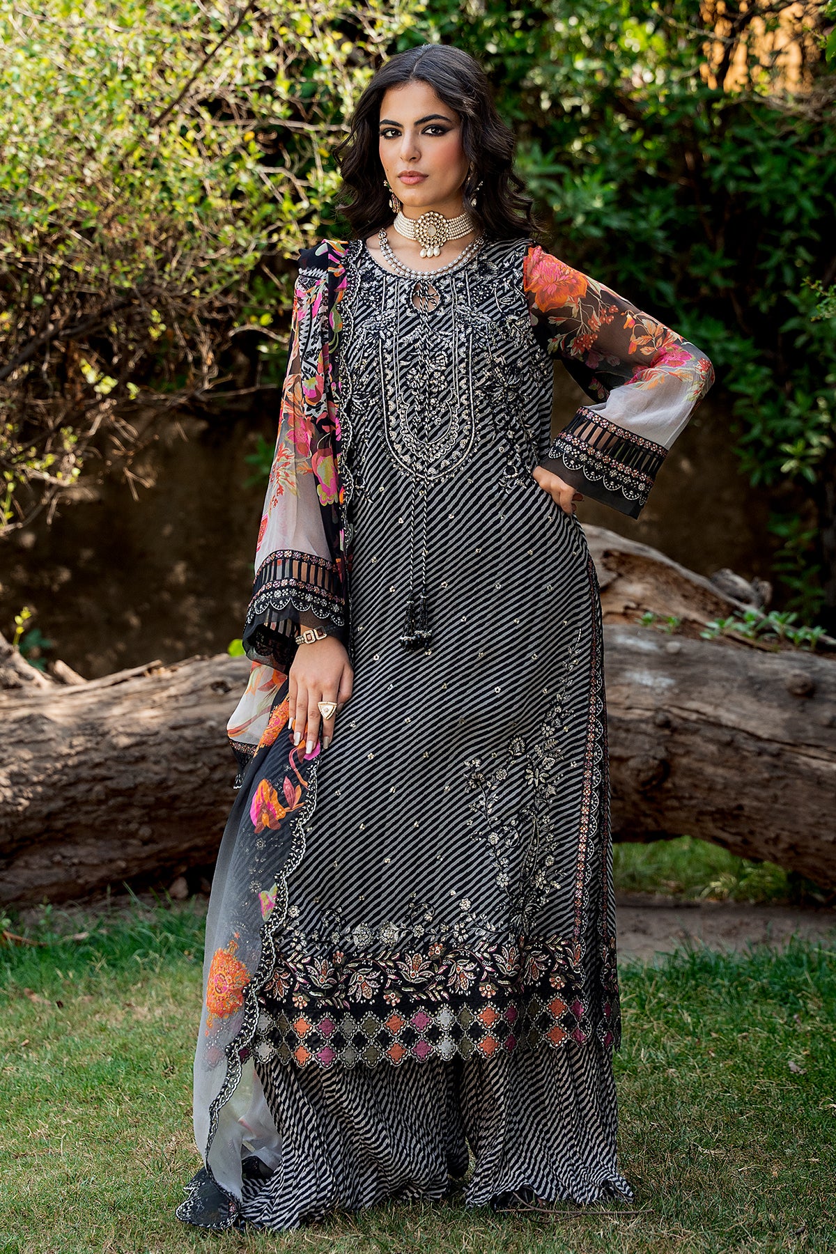 Charizma Embroidered Chiffon Collection | VSLW6-02